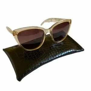New Rachel Zoe Women’s Nina Cat Eye Sunglasses in Nude-   Crystal Rachel Zoe | Accessories | Rachel Zoe Nwt Nina Nude Crystal  main image 3